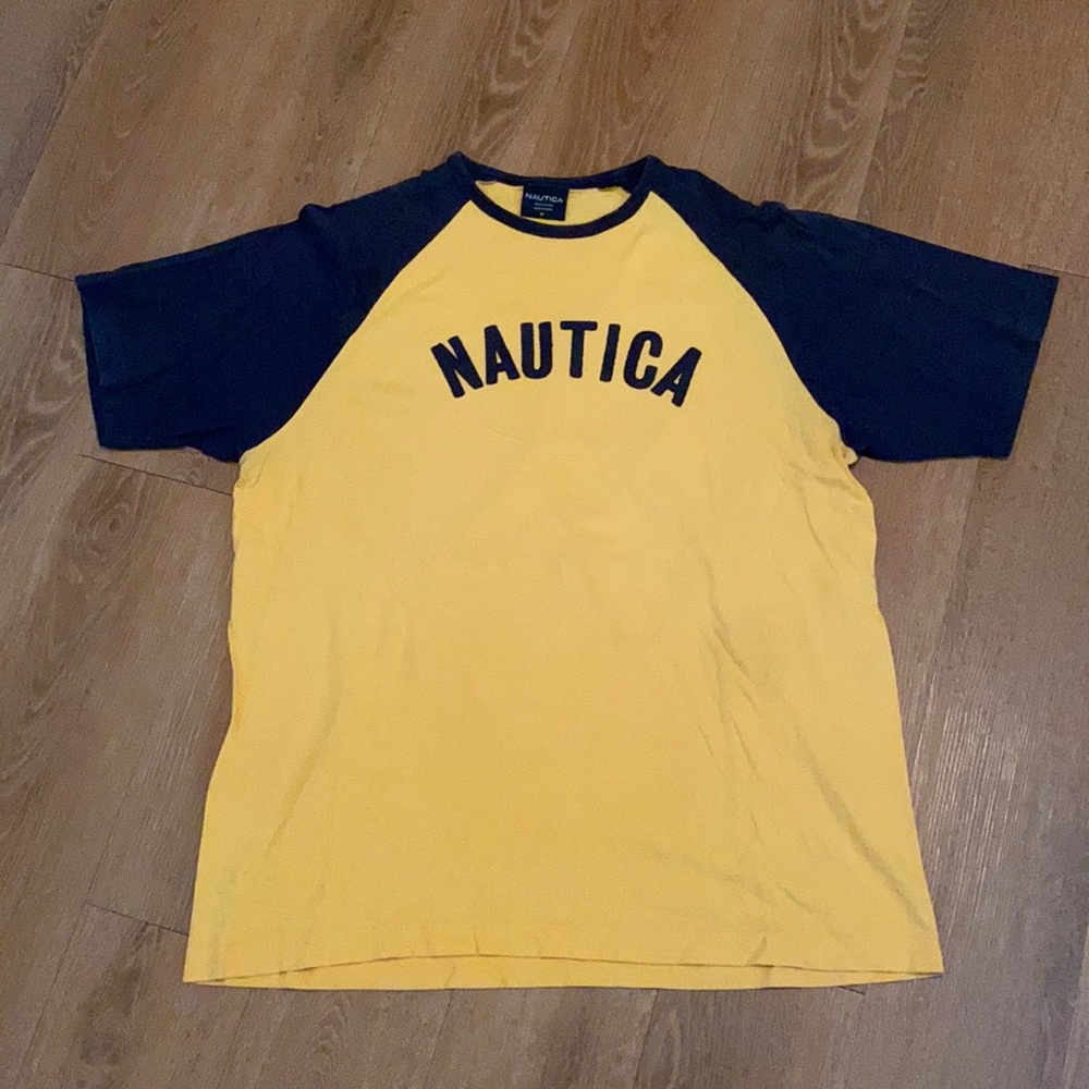 Vintage Nautica spellout tee